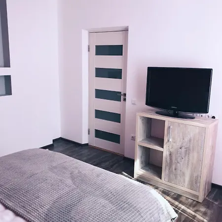 Apartment Ternopil Світло Не Вимикають Экстерьер фото